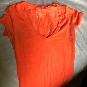 Deep V neck shirt sleeve shirt